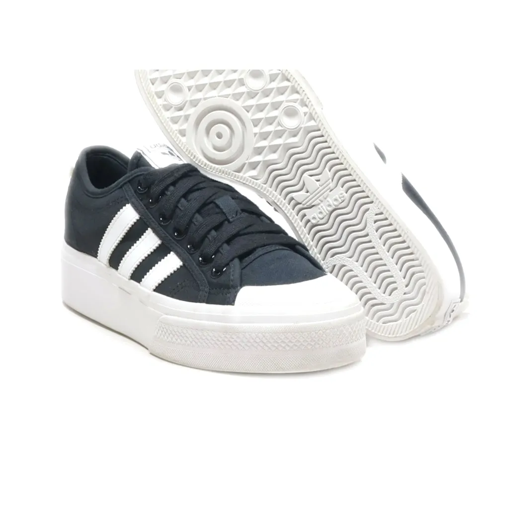 Adidas Nizza Low-Top Sneakers Canvas Black Colour For Women