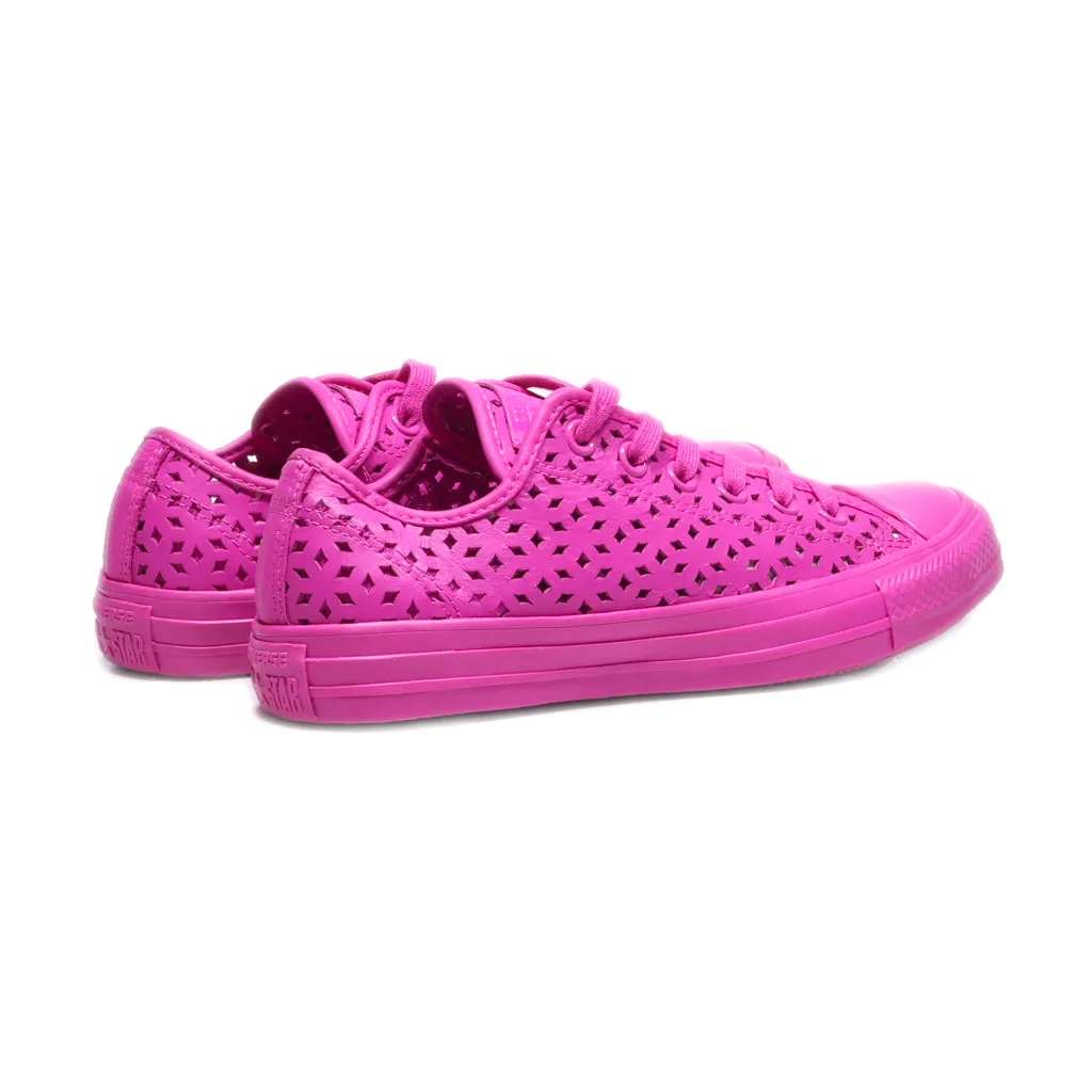 Converse Low-Top Sneakers Leather Pink Colour For Women