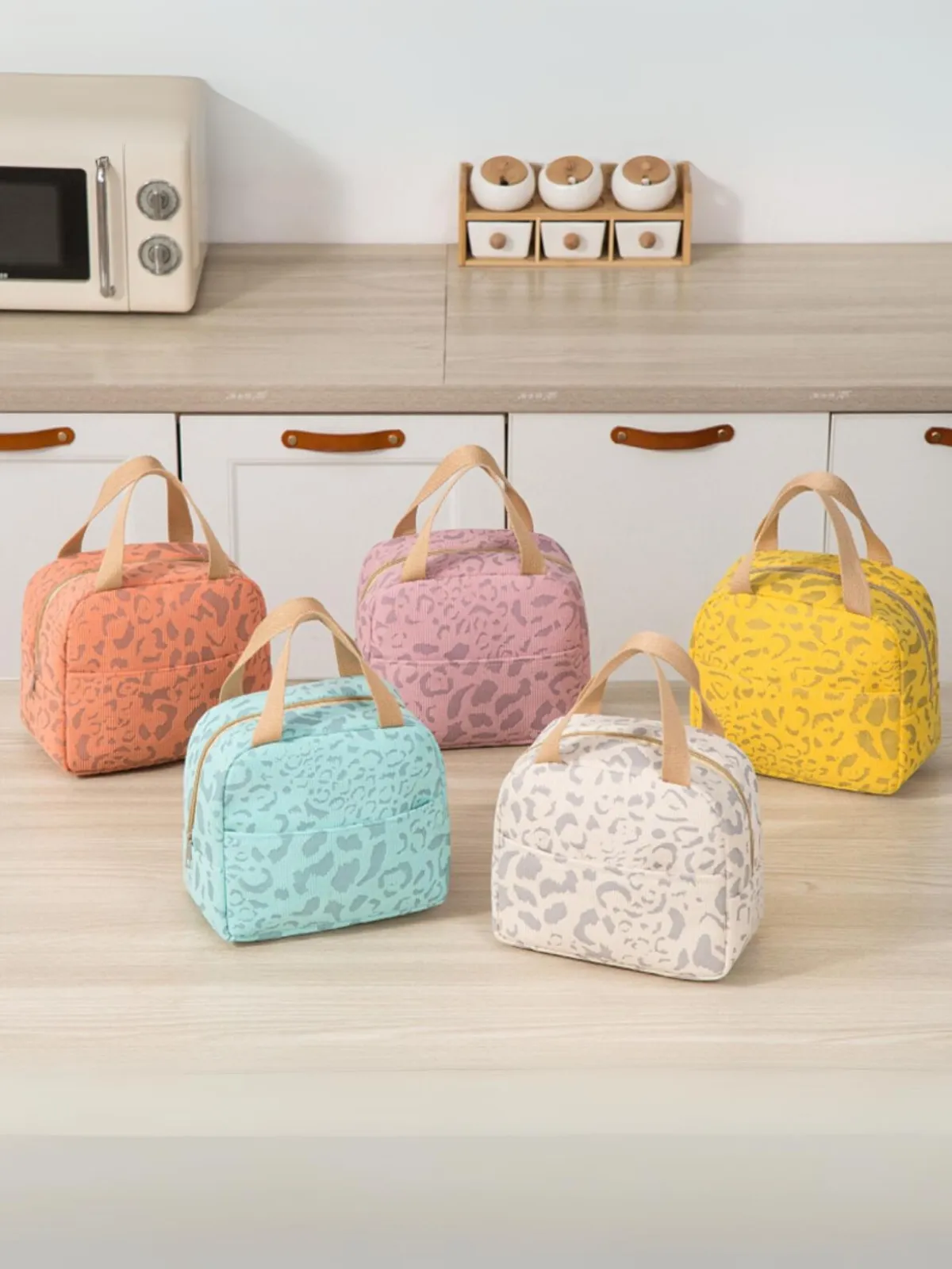 Girls Cute and Practical Lunch Bag - Stylish and Functional