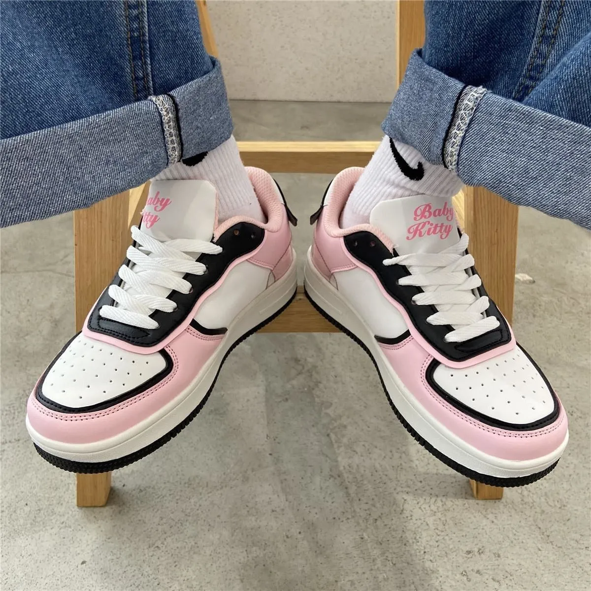 Harajuku Kawaii Fashion Women's Pink Hello Kitty Sneakers