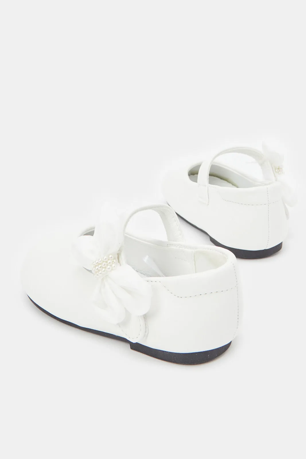 Infant Girls White Pearl Detail Ballerina