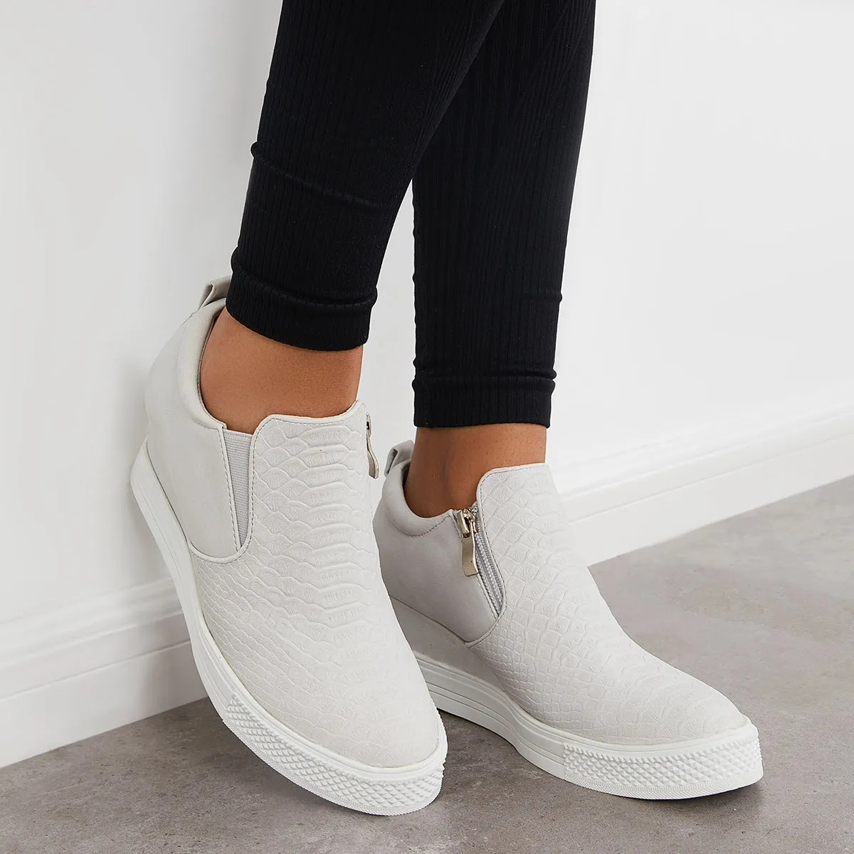 Women Casual Slip on Platform Wedge Sneakers